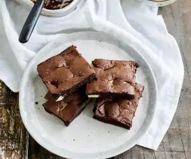 Brownie de três chocolates