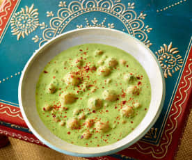 Spinat-Joghurt-Suppe mit Bulgurklößchen - Cimcime