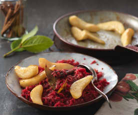 Rotes Sauerkraut mit karamellisierten Birnen