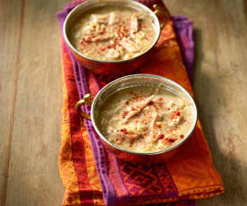 Walnusssuppe mit Hühnchen - Tavuk Etli Ceviz Çorbası