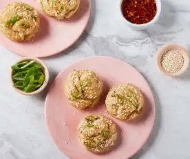 Steamed Scallion Rolls