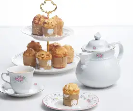 Mini French apple cakes