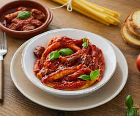 Ziti con ragù alla napoletana