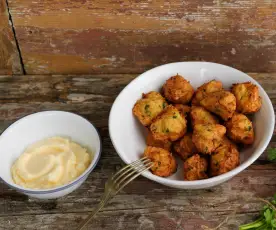 Buñuelos de bacalao especiados