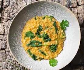 Dhal de coco con espinacas