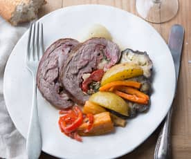 Ternera rellena con guarnición de verduras