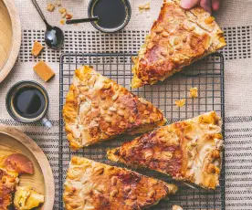 Galette des Reines aux pommes et pignons des Landes