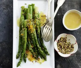 Asperges sauce à l'orange