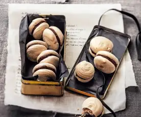 Meringues au café et ganache chocolat-café