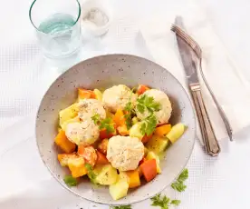 Putenbällchen mit Kürbisgemüse in Currysauce