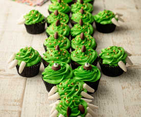 Crocodile Cupcake Cake