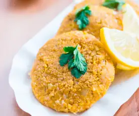 Schnitzel de grão com arroz de tomate