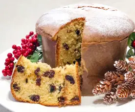 Panetone de cranberry e chocolate