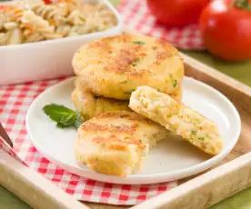 Hamburguesas de coliflor y queso