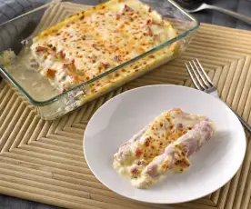 Espárragos blancos frescos gratinados