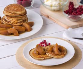 Tortitas integrales con manzanas a la vainilla y canela