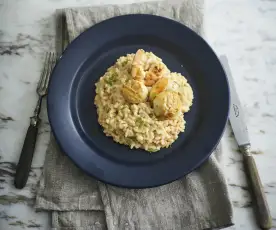 Risoto de champanhe com camarão e vieiras