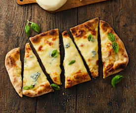 Pizza ai quattro formaggi