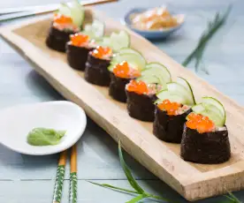 Gunkan-maki de salmón