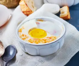 Oefs en cocotte (huevos en cazuela)