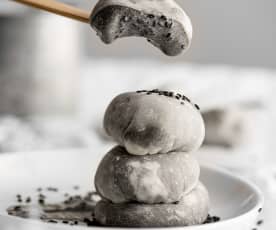 Mochi glacé au sésame noir