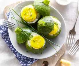 Œuf en cocotte de courgette ronde