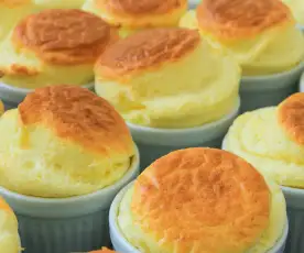 Soufflé de queijo canastra