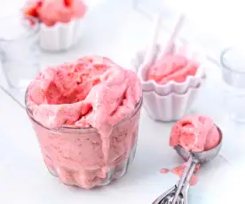 Glace à la fraise sans crème