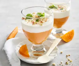 Crema allo yogurt e gelatina ai cachi