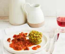 Tassenknödel mit Tomaten-Pfifferling-Ragout