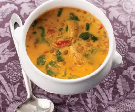 Sopa de frango e lentilhas