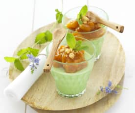 Pannacotta à la menthe compotée d'abricots