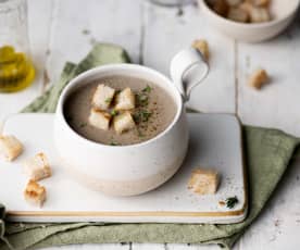 Velouté de champignons à l'huile de truffe