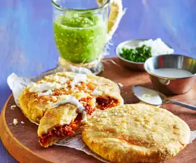 Gorditas de Chicharrón