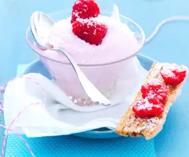 Mousse framboise-noix de coco