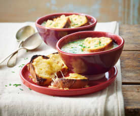 Soupe à l'oignon gratinée