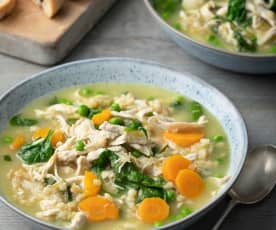 Zuppa di orzo e pollo