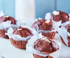 Muffins de cocoa y tres chocolates