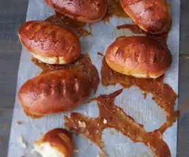 Petits pains au lait au caramel