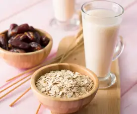 Bebida de avena con dátiles