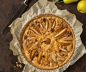 Glutenfreie Birnenwähe mit Gorgonzola und Baumnüssen