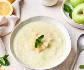 Crema fría de melón y manzana al aroma de limón y menta