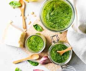 Basil pesto