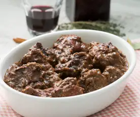 Rabo de ternera con salsa de chocolate