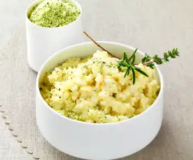 Risotto parfumé aux herbes