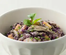 Salada de frango e camarão com couve 