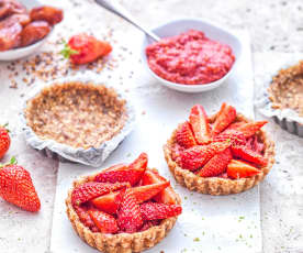 Tartelette végétale crue aux fraises sans sucre ajouté