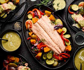 Menu: Zuppa di broccoli ed edamame con Gorgonzola, Salmone con verdure e salsa all'aneto