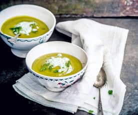 Velouté de pois cassés, crème au citron confit