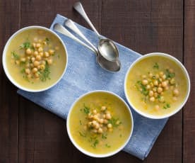 Sopa de garbanzos (Revithia)